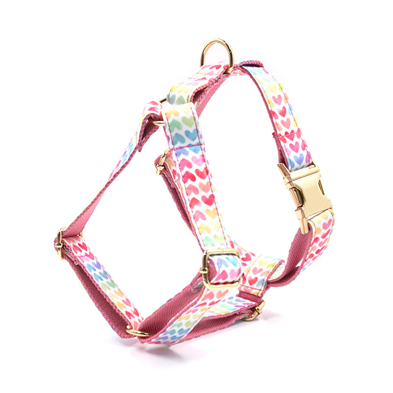 Buntes Herz-Hundegeschirr mit Goldschnalle – Bild 3 | LuxeStyle