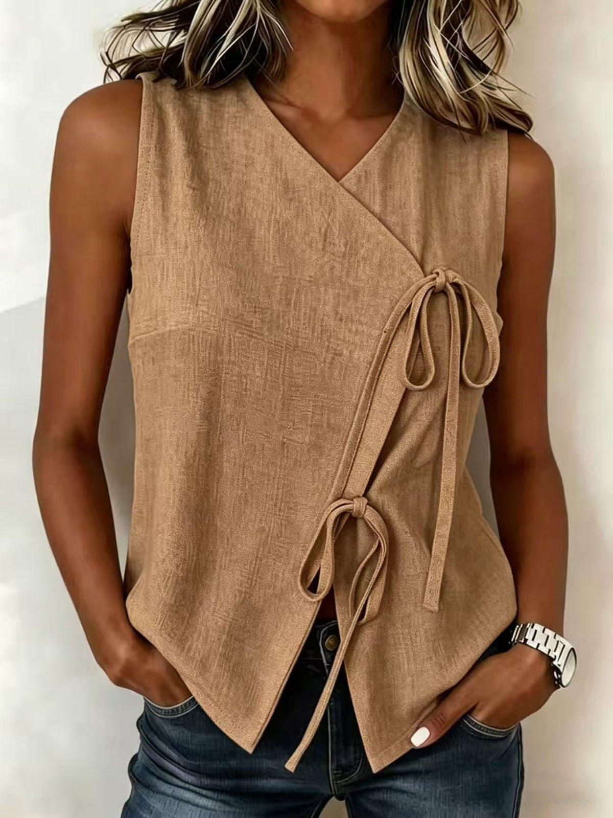 Ärmelloses V-Neck Top mit Schleife – Bild 11 | LuxeStyle