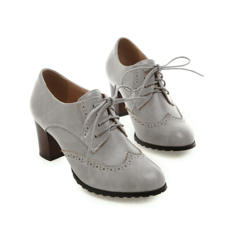 Englischer Stil Leder-Schuhe mit Blockabsatz – Bild 8 | LuxeStyle