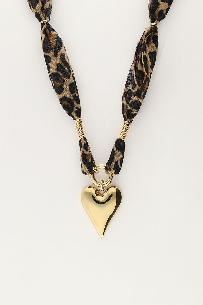 Goldener Halsketten-Schmuck