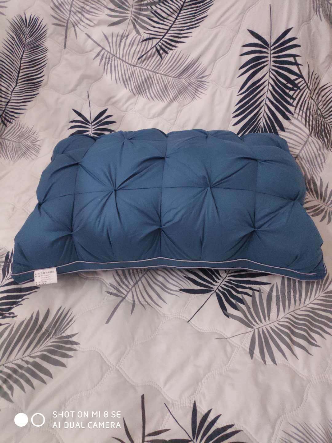 Kissen aus Baumwoll-Twist-Feder-Velours – Bild 2 | LuxeStyle