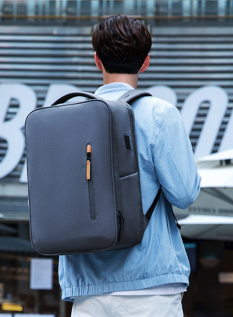 Urbaner Freizeitrucksack für Herbst und Winter