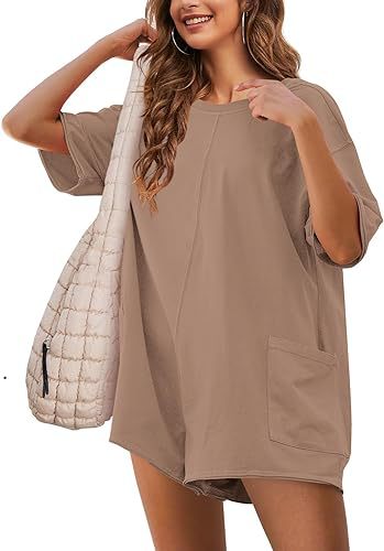 Lässiger Jumpsuit mit Shorts