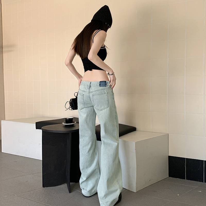 Weite Jeans in Hellblau