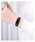 Fashion Touchscreen-Uhr mit Magnetarmband – Bild 2 | LuxeStyle