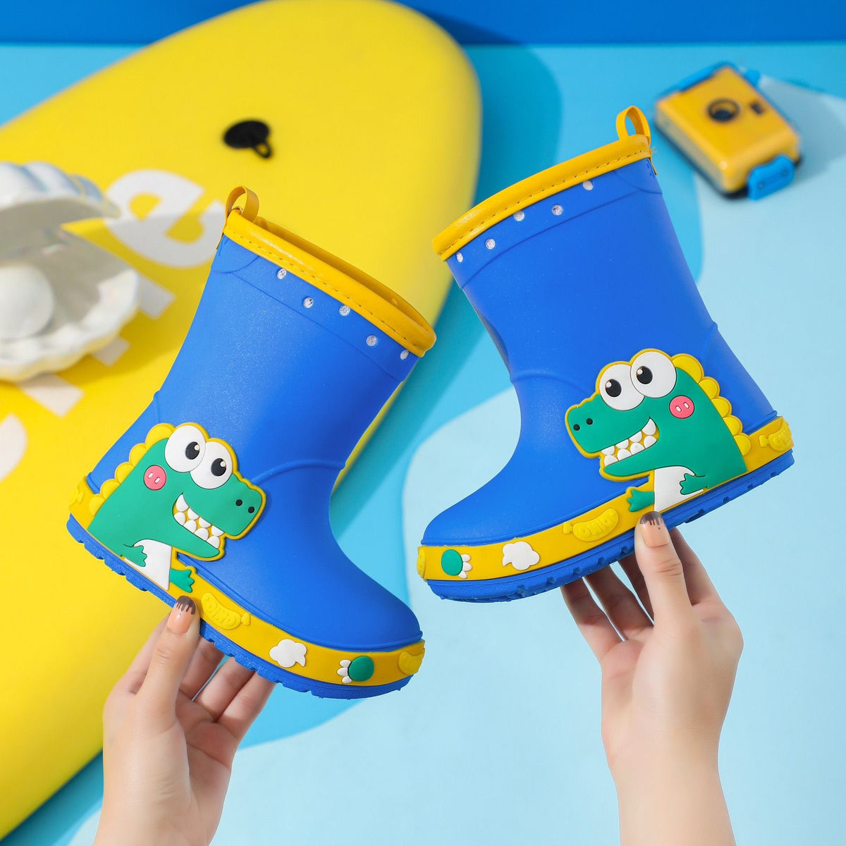 Kinder-Regenstiefel mit Prinzessinnen- oder Dino-Motiv – Bild 11 | LuxeStyle