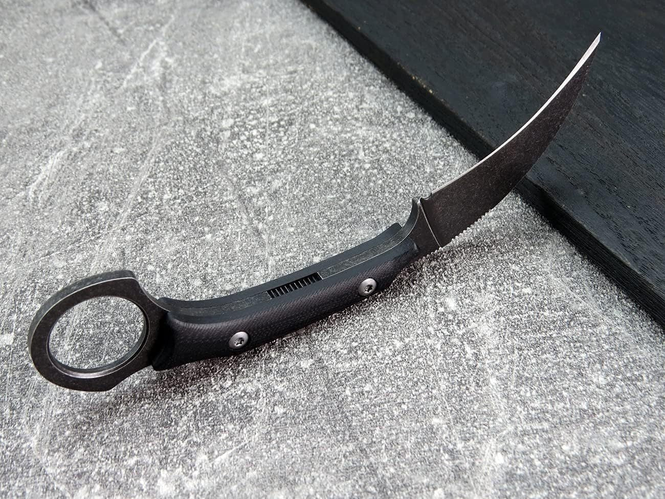 Outdoor-Messer mit feststehender Klinge
