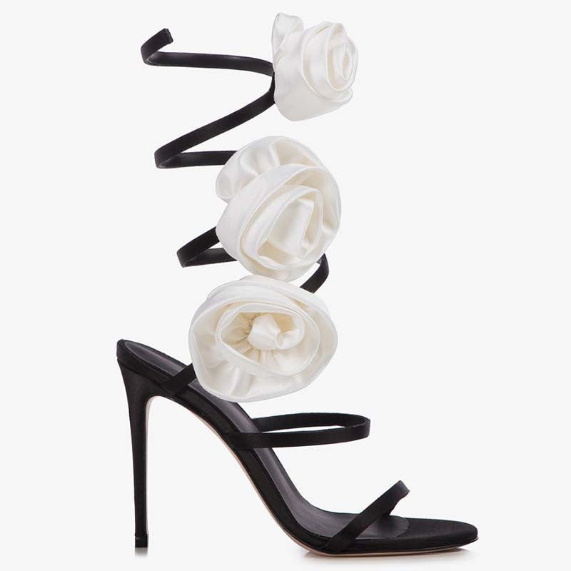 Satin-Sandalen mit Stilettoabsatz & Blumen – Bild 2 | LuxeStyle