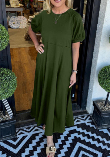 Strick-Maxikleid mit kurzen Ärmeln – Bild 2 | LuxeStyle