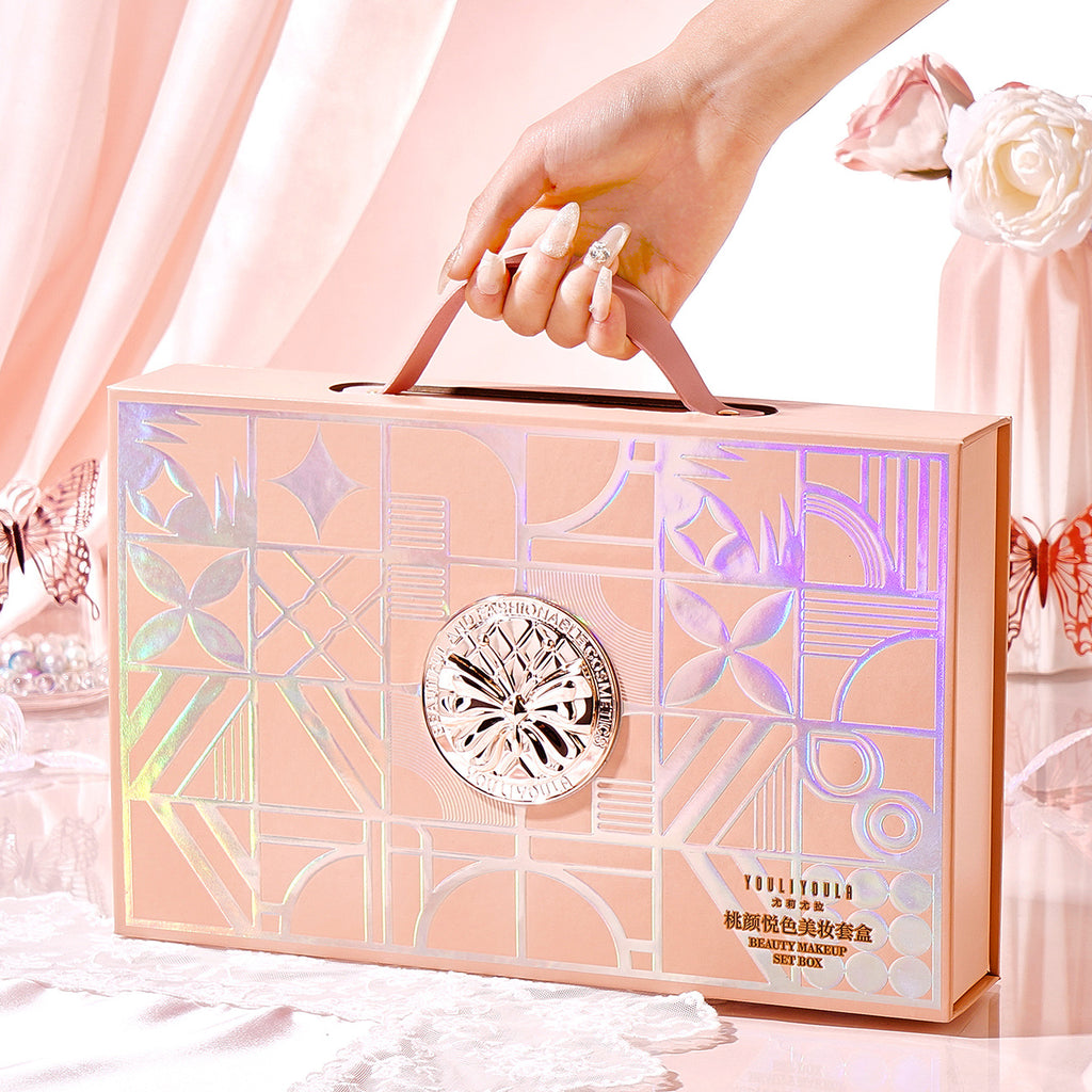 Peach-Toned Makeup-Set für festliche Looks – Bild 6 | LuxeStyle
