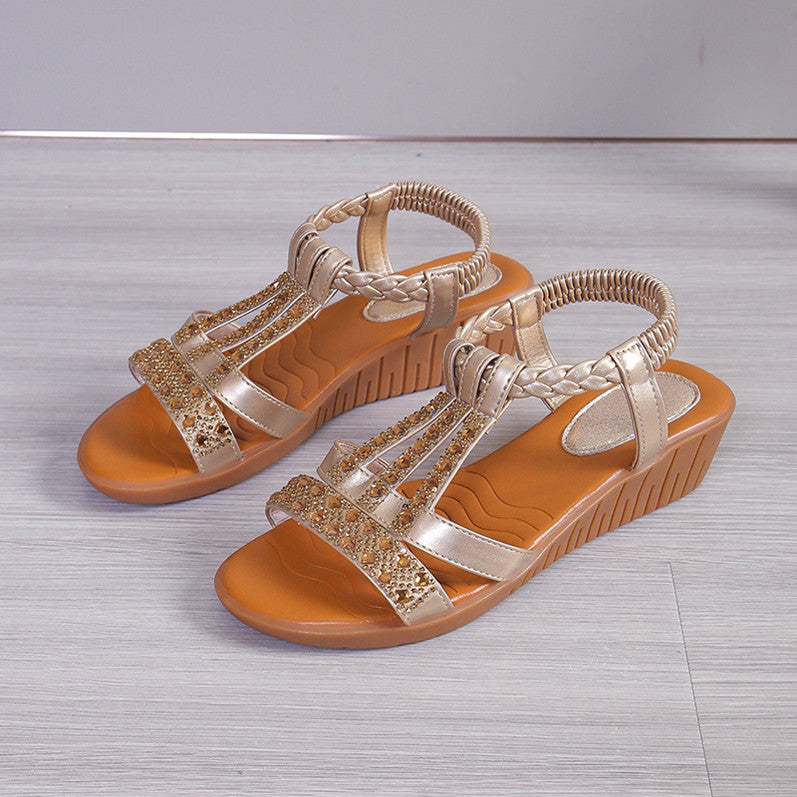 Keilabsatz-Sandalen mit Strass und Peep Toe – Bild 9 | LuxeStyle