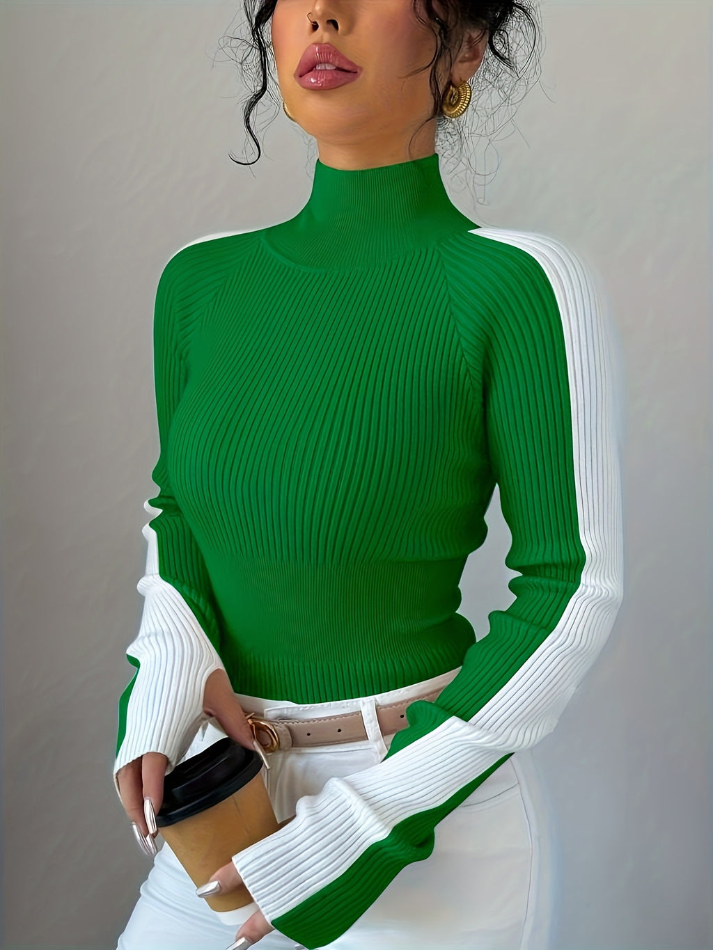 Eng anliegender Rollkragenpullover