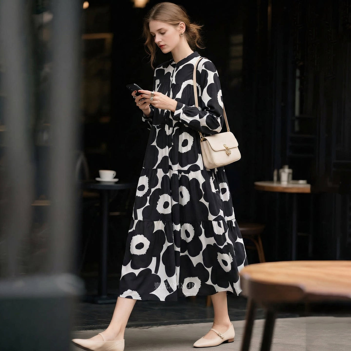Vielseitiges Damenkleid mit Designer-Print – Bild 6 | LuxeStyle
