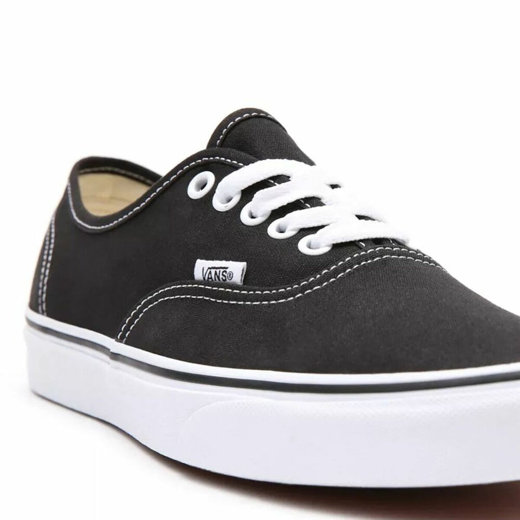 Schwarze Herren Sneaker: Zeitloser Style für jeden Anlass – LuxeStyle Schweiz