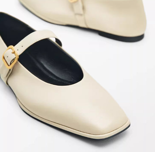 Echte Leder Flats mit Einzelriemen – Bild 1 | LuxeStyle
