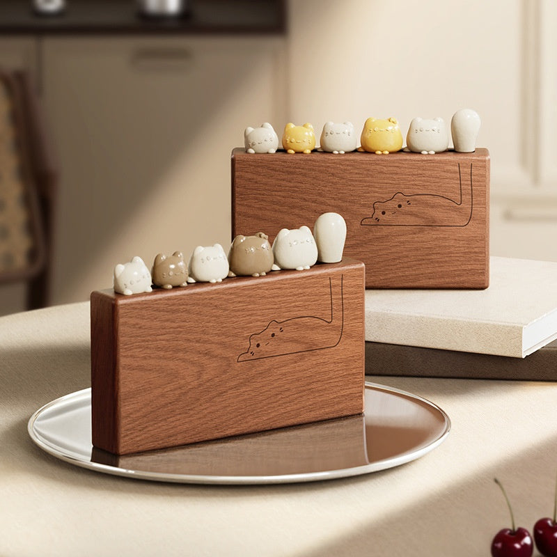 Ebenholz-Fruchtgabel-Set mit Katzenmotiv – Bild 3 | LuxeStyle