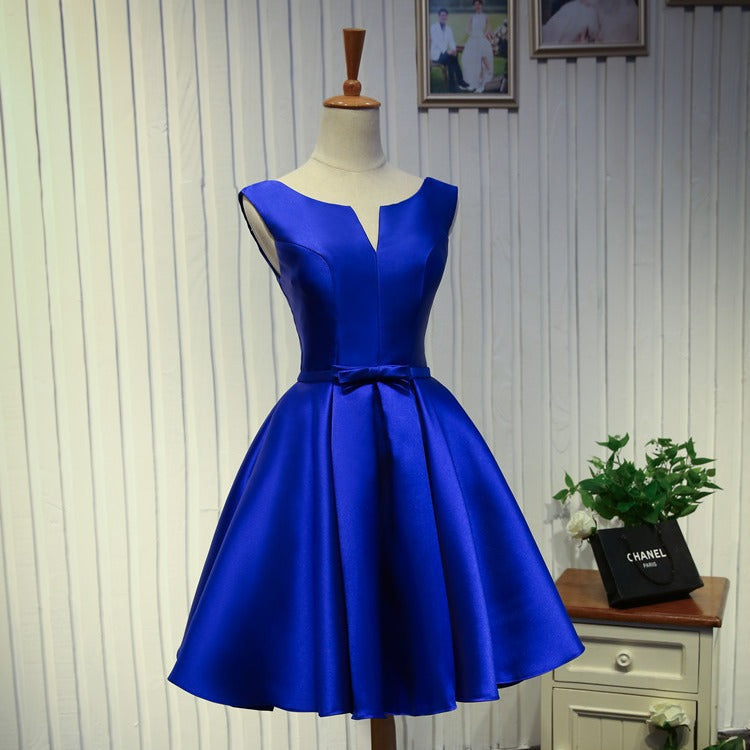 Mittellanges Abendkleid für Studierende – Bild 6 | LuxeStyle