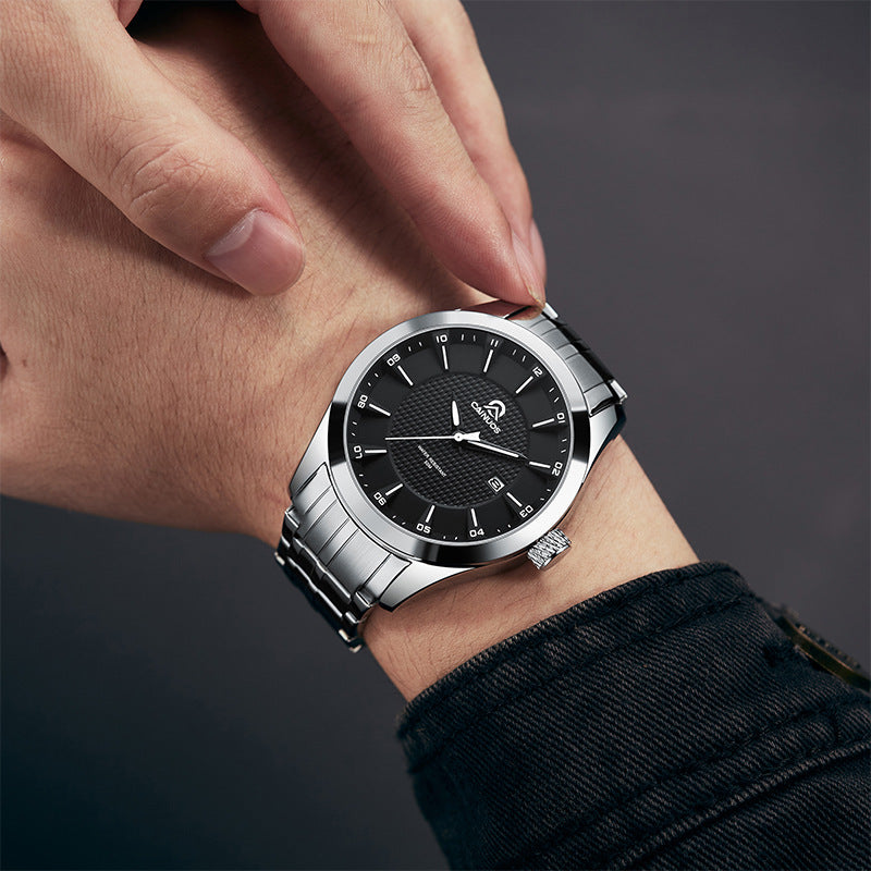 Business-Armbanduhr mit Kalender