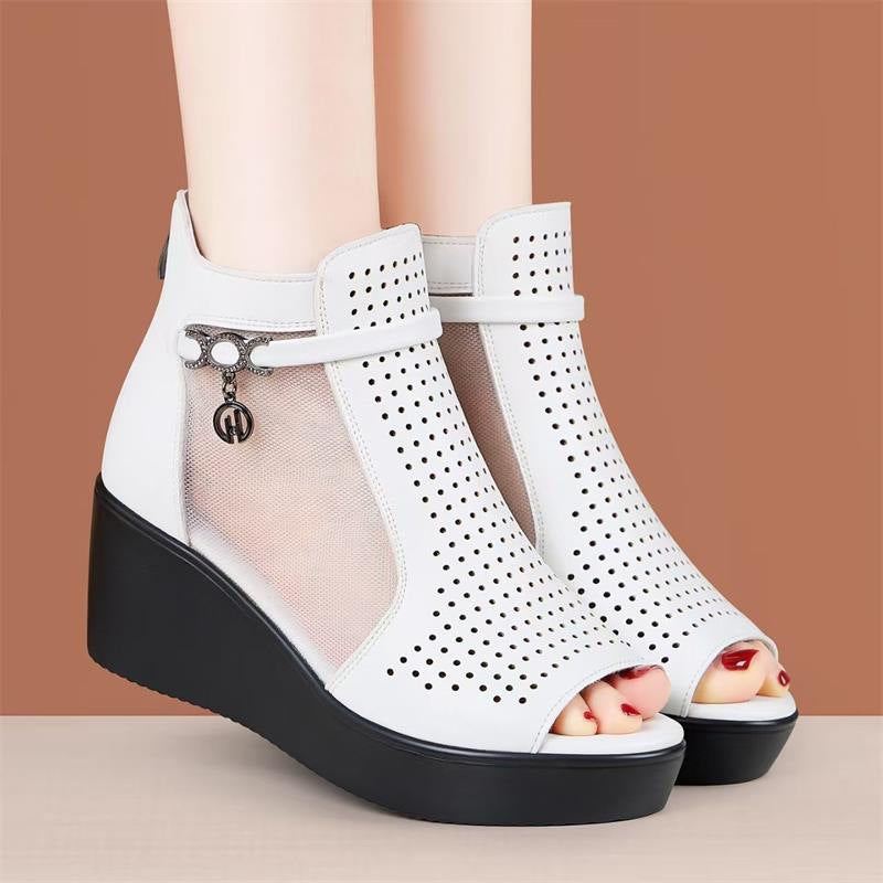 Atmungsaktive Mid-Heel Sandalen