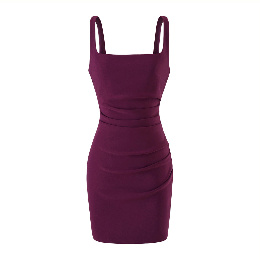 Enges Sommerkleid mit Spaghettiträgern und eckigem Ausschnitt