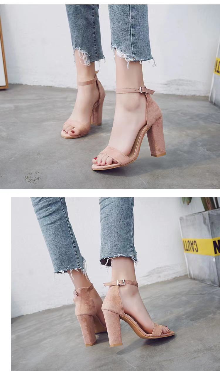Sommer-Sandalen mit Peep-Toe und Blockabsatz – Bild 2 | LuxeStyle