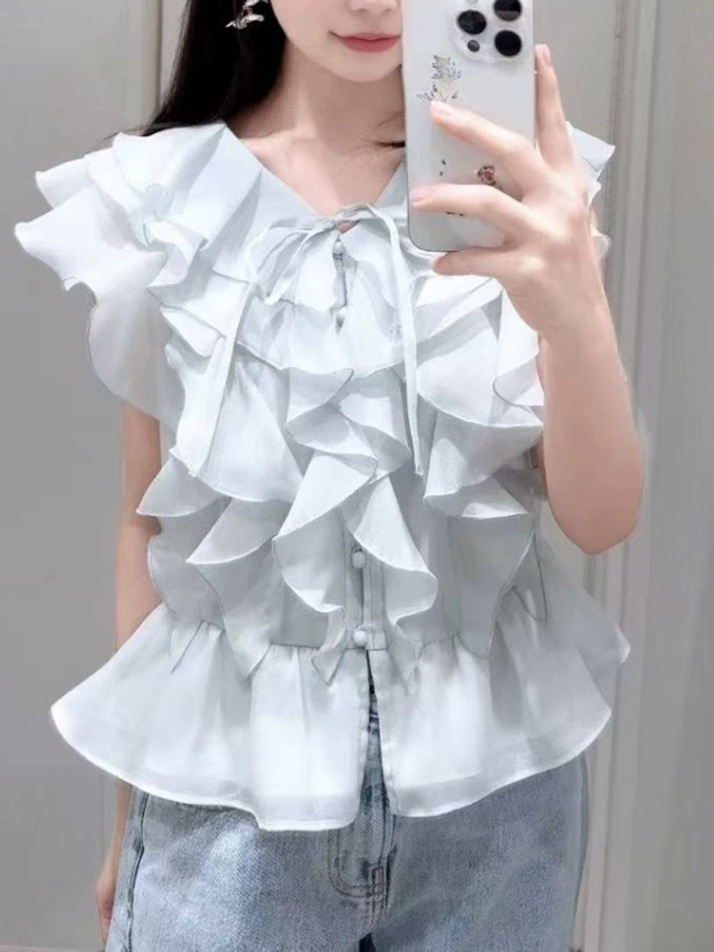 Bluse mit Blütenprint, Rüschen und Schleife
