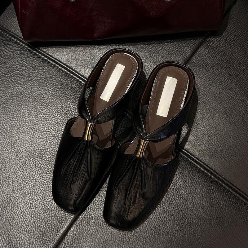 Vintage Mules im französischen Stil