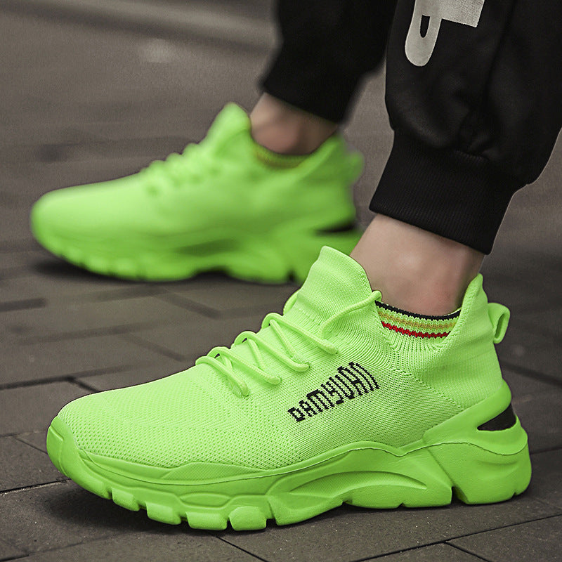 Leichte, atmungsaktive Laufschuhe