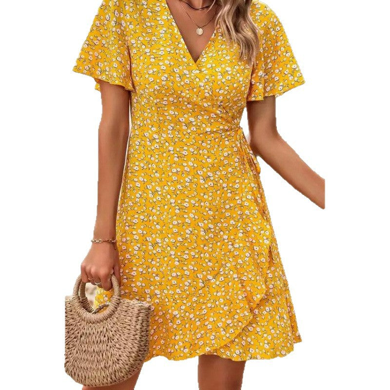 Geblümtes Mini-Kleid mit One-Shoulder-Schnitt – Bild 6 | LuxeStyle