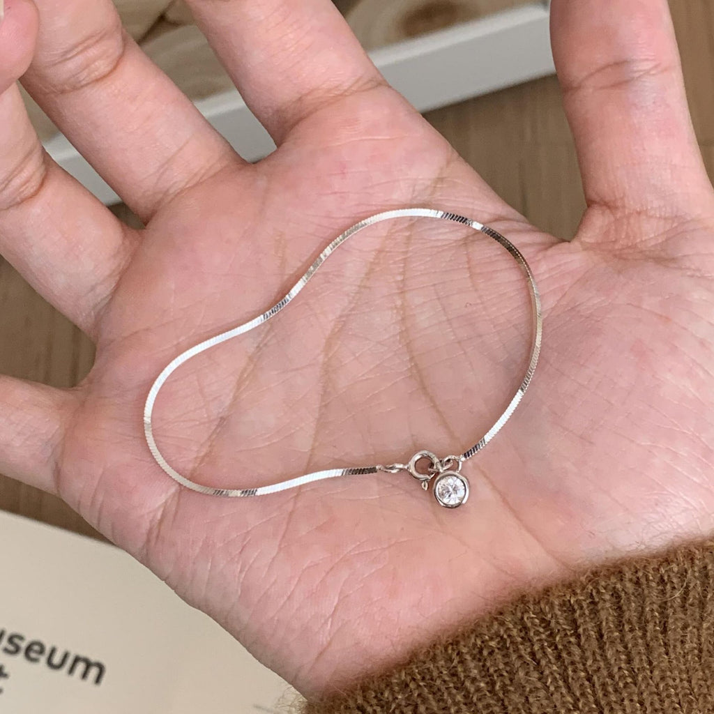 Schlangenketten-Armband mit runden Strasssteinen – Bild 2 | LuxeStyle