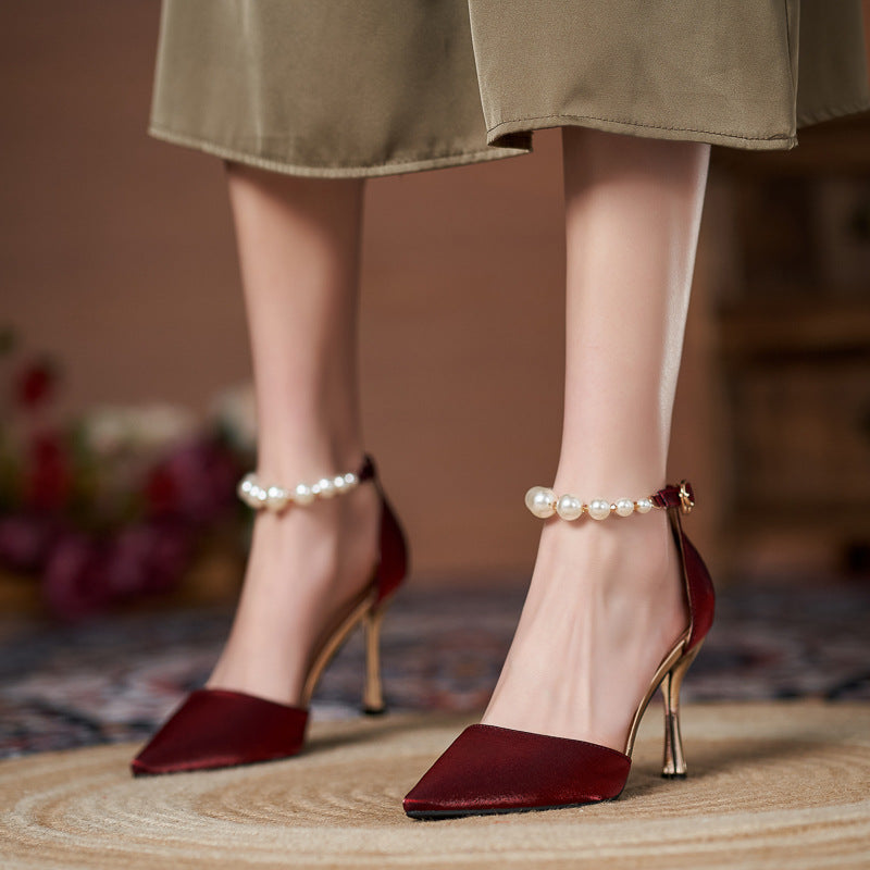 Sandalen mit Perlen und Stilettoabsatz – Bild 4 | LuxeStyle