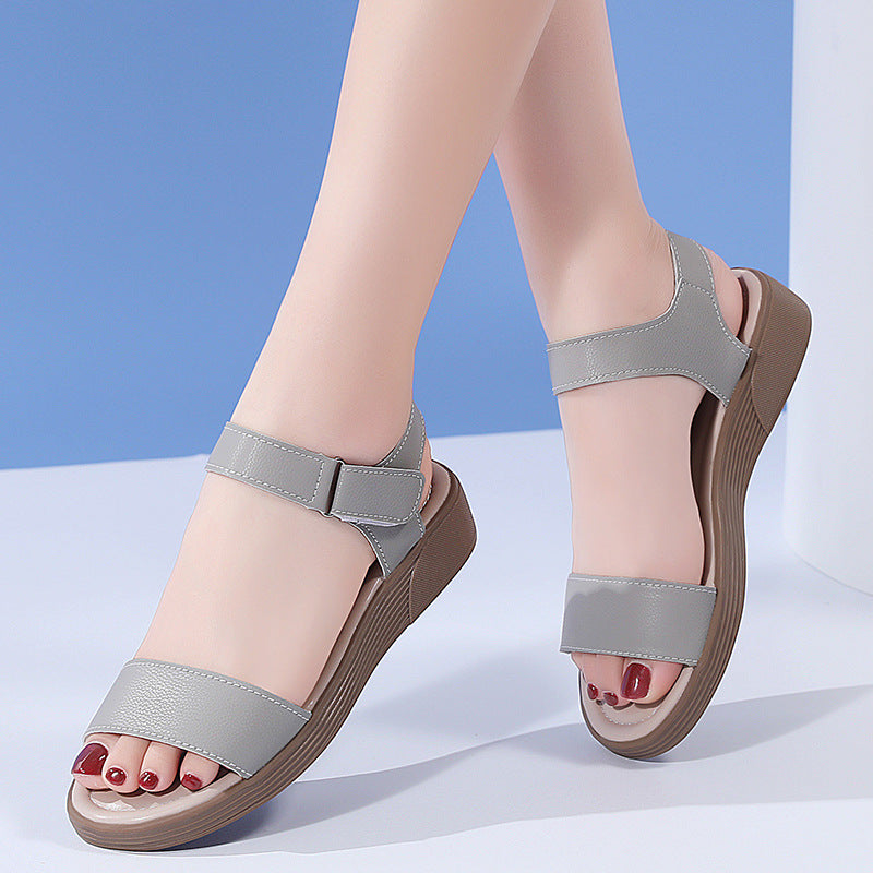 Modische Freizeit-Sandalen mit weicher Sohle