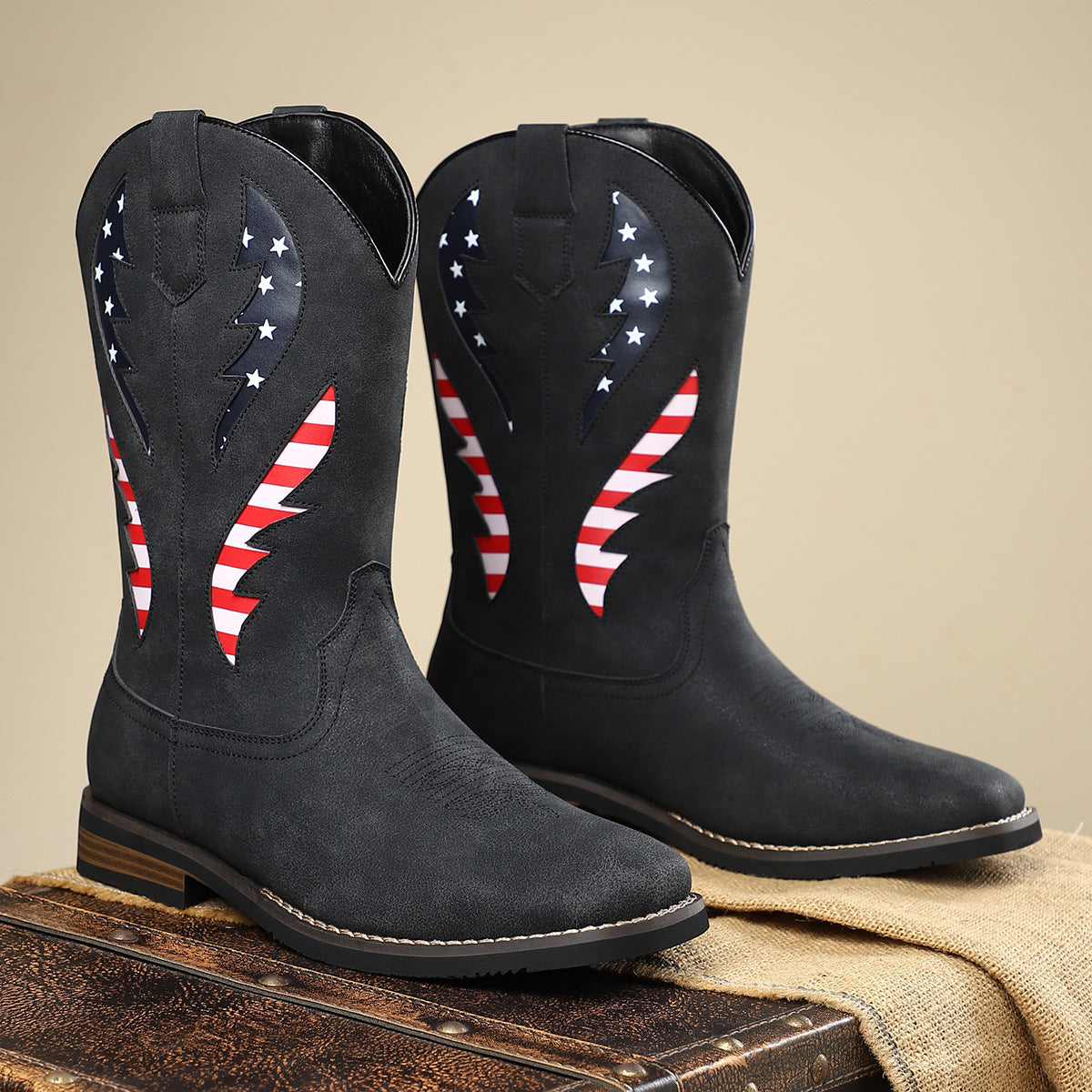Herren-Lederboots mit Patchwork und Blockabsatz
