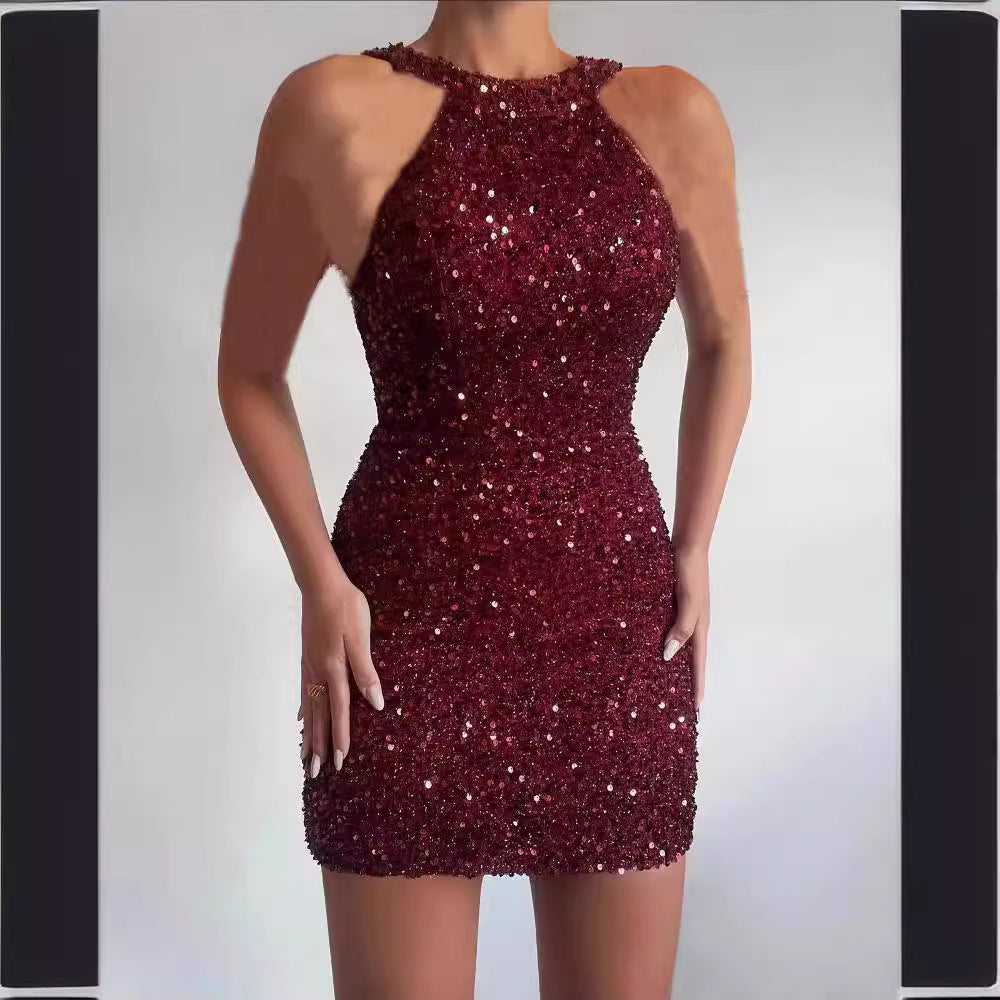 Pailletten-Kleid mit Neckholder und Quasten