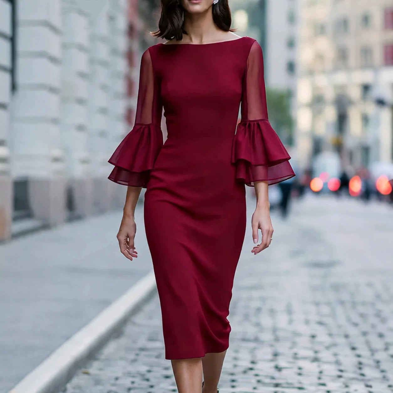 Off-Shoulder Etuikleid mit ausgestellten Ärmeln