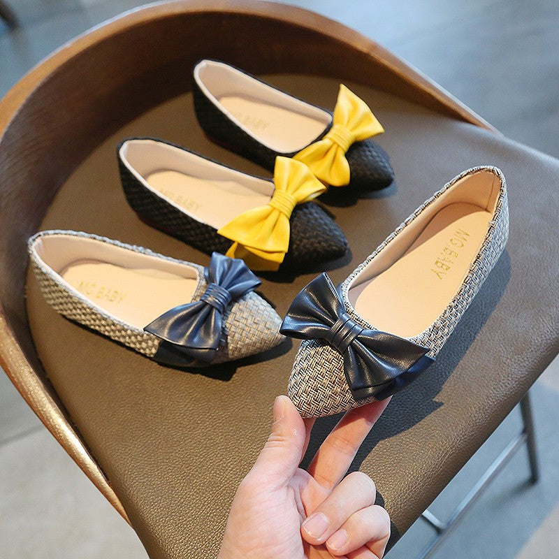 Mädchen Lederschuhe mit spitzer Zehe und Schleife – Bild 5 | LuxeStyle