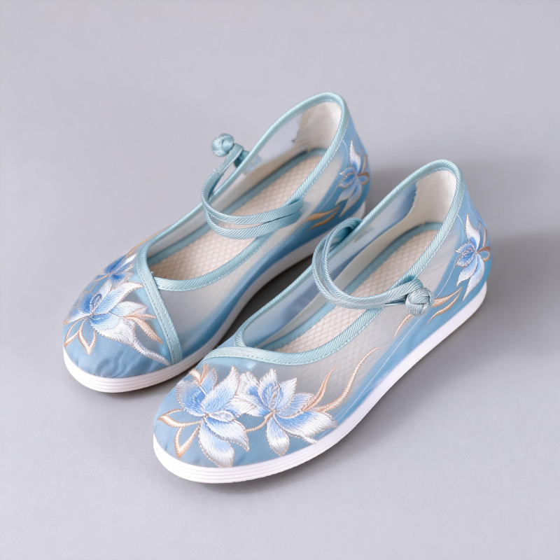 Bestickte Sommer-Mesh-Sandalen mit Keilabsatz