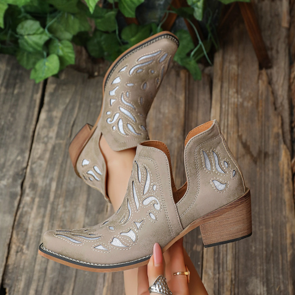 Western Ankle Boots mit Chunky-Absatz