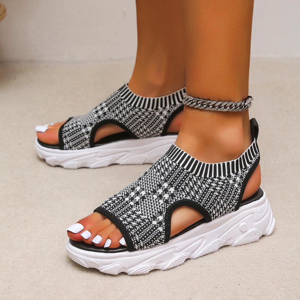 Gewobene Plateau-Sandalen mit mittlerem Absatz – Bild 8 | LuxeStyle