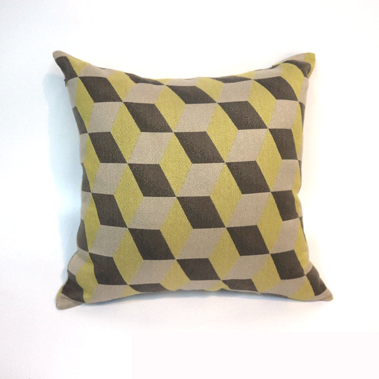 Kissen mit geometrischem Orangen-Muster