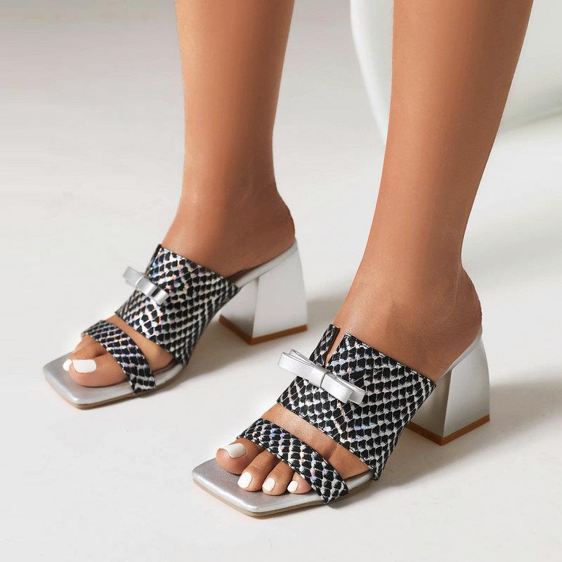 Schlangenprint Peep-Toe Sandalen mit hohem Blockabsatz – Bild 3 | LuxeStyle