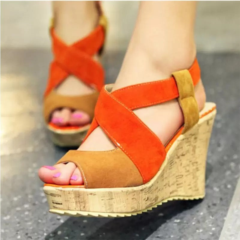 Sommer-Plateau-Sandalen mit Querband – Bild 6 | LuxeStyle