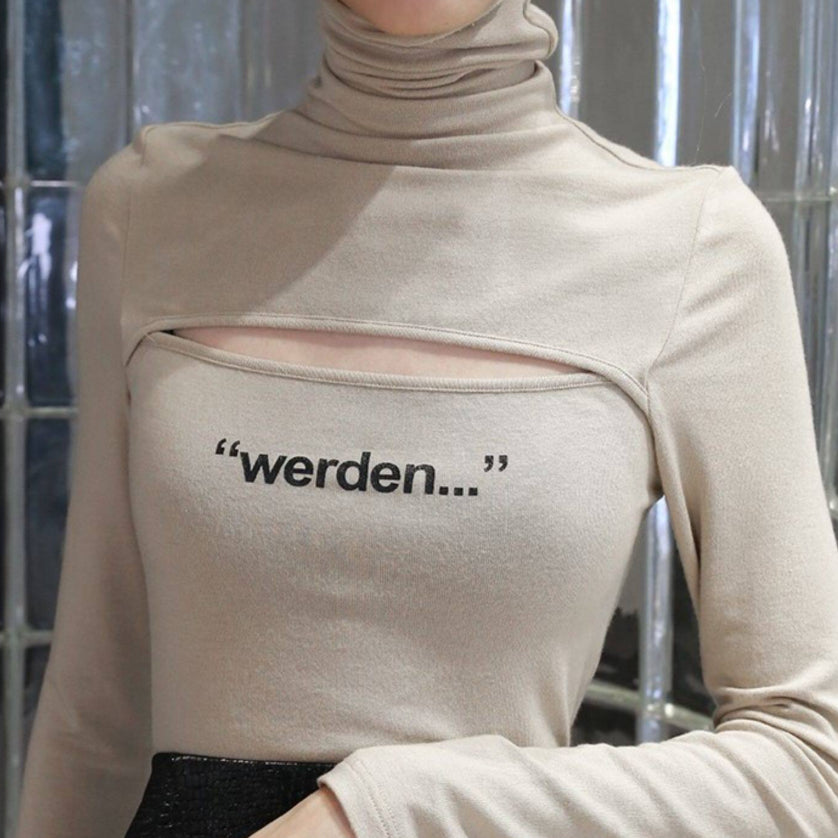 Slim-Fit Langarmshirt mit Schriftzug