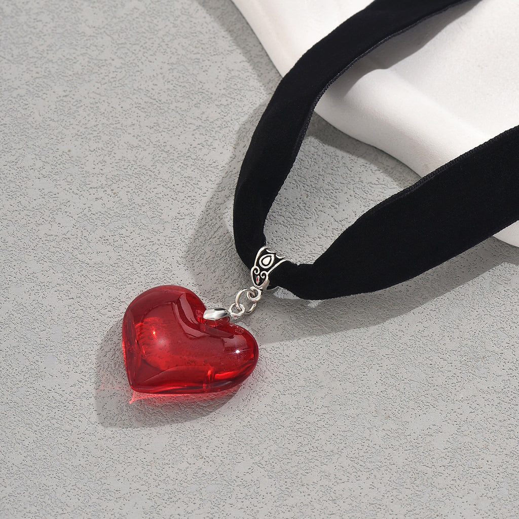 Choker mit Herz-Design – Täglich tragbar