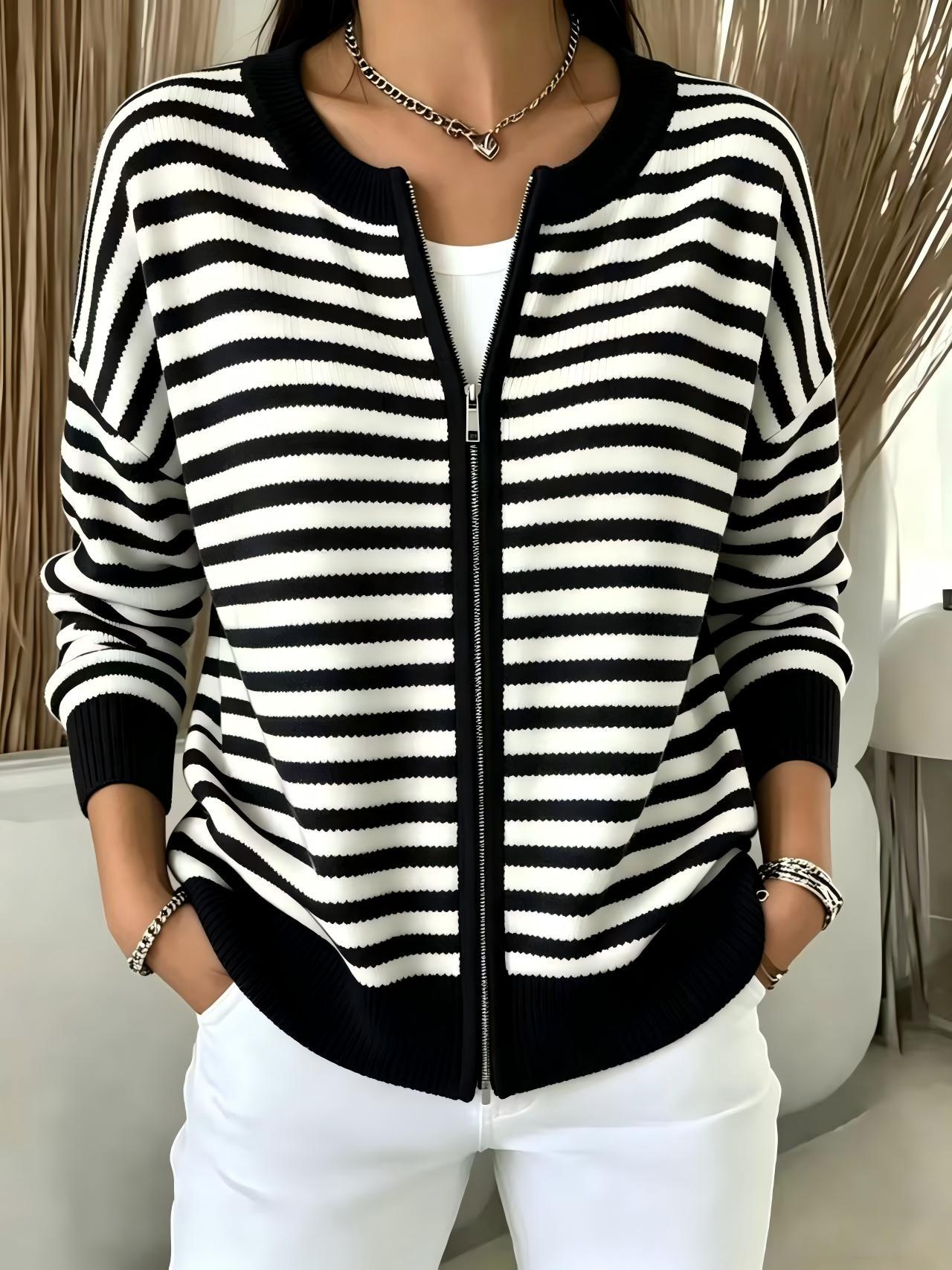Gestreifte Strickjacke mit Reissverschluss