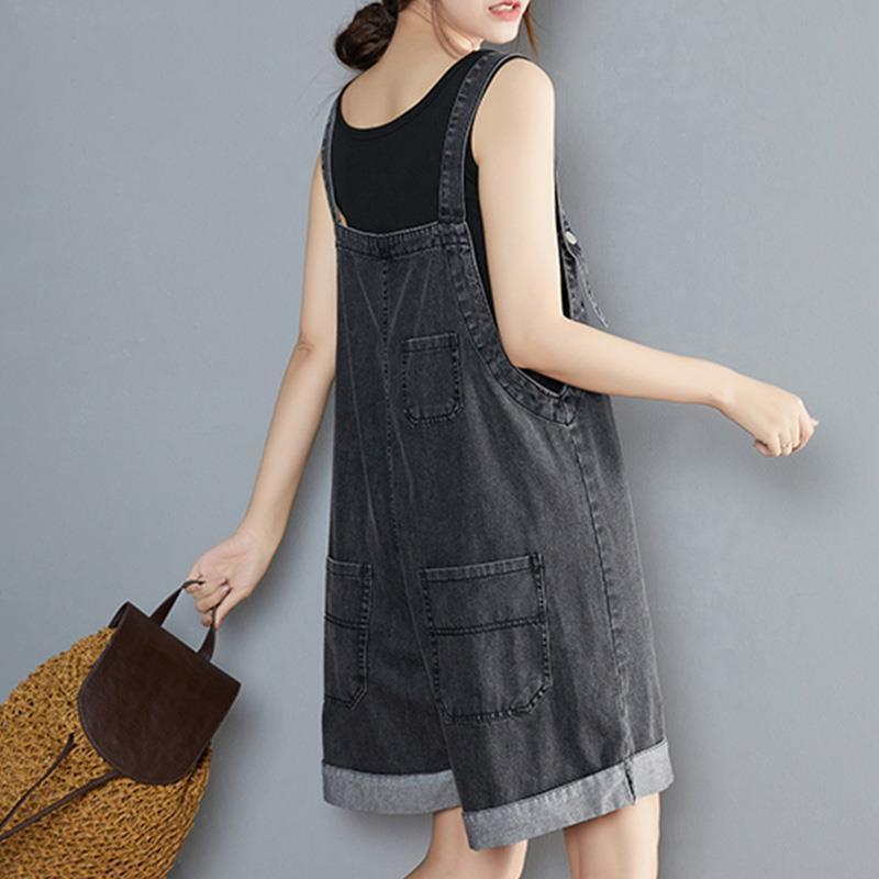 Denim-Latzhose im Loose-Fit-Stil