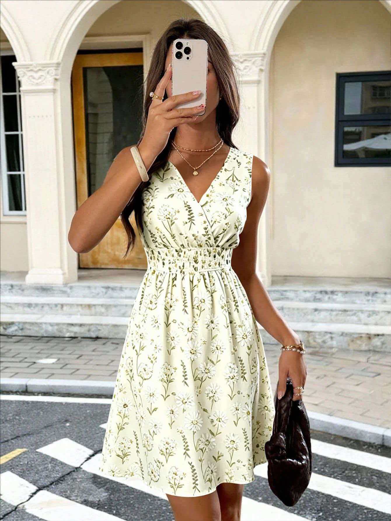Vielseitiges V-Neck Midikleid mit Print