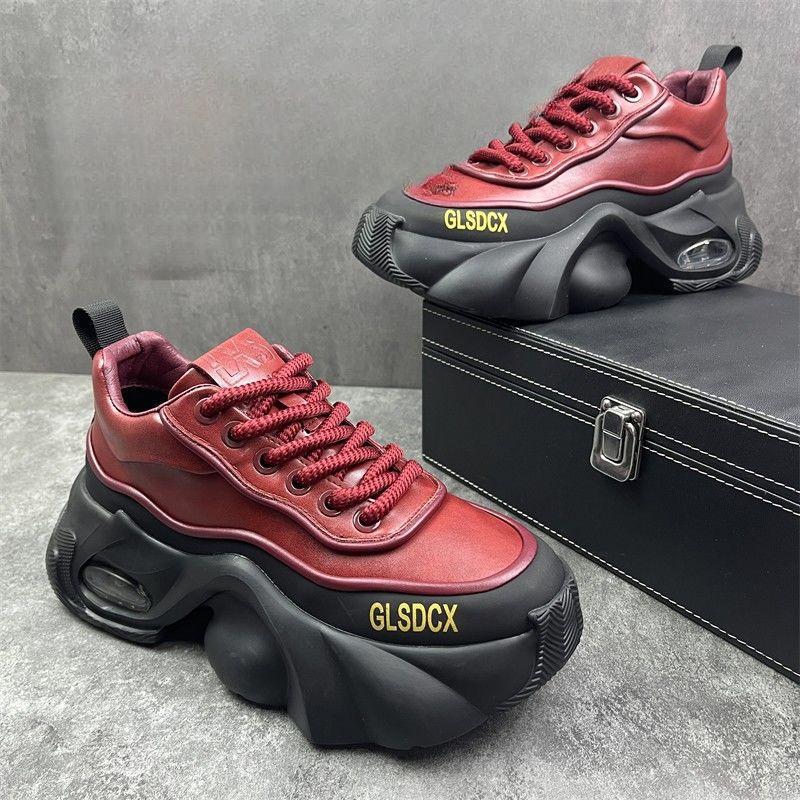 Trendige Sport-Freizeitschuhe mit Plateau