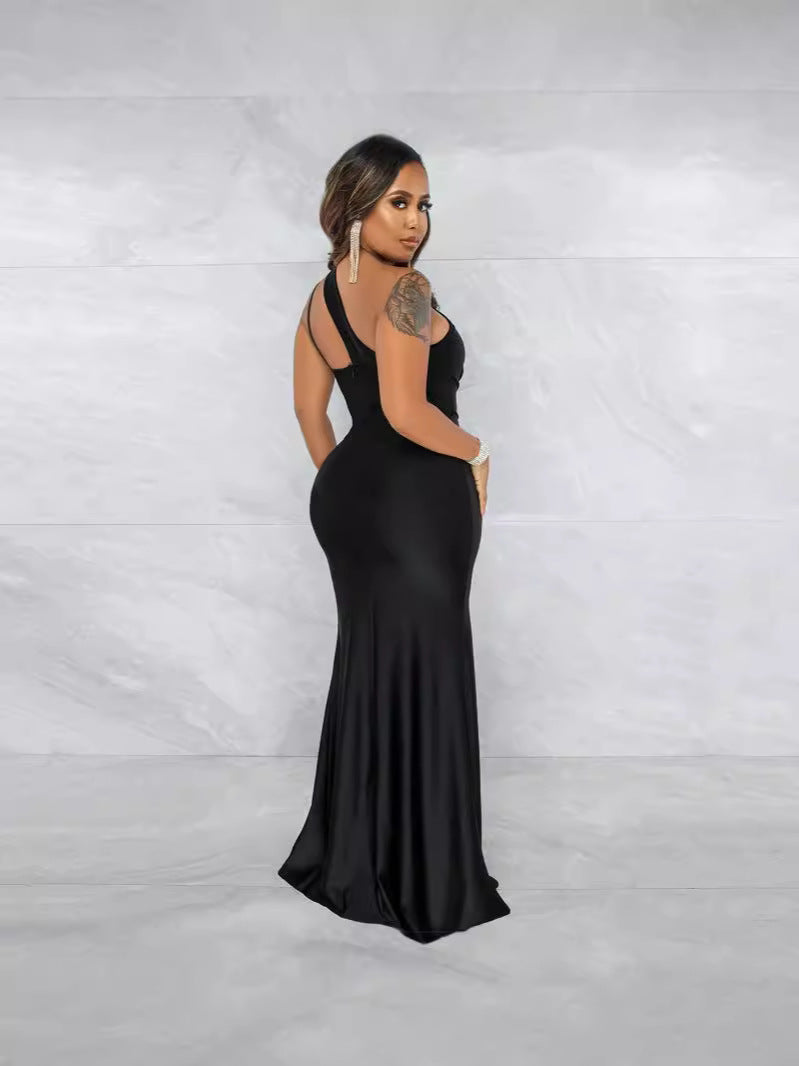 Einseitiges Fishtail-Kleid in Schwarz – Bild 7 | LuxeStyle