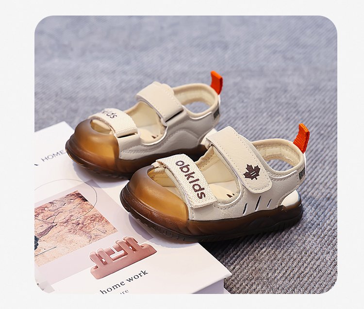 Kinder-Sportsandalen mit Klettverschluss